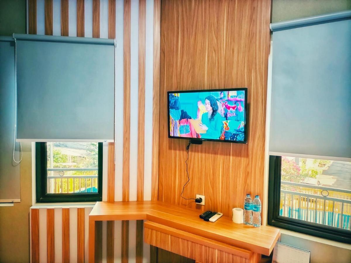 Cozy Residence Tomang Jakarta Eksteriør bilde