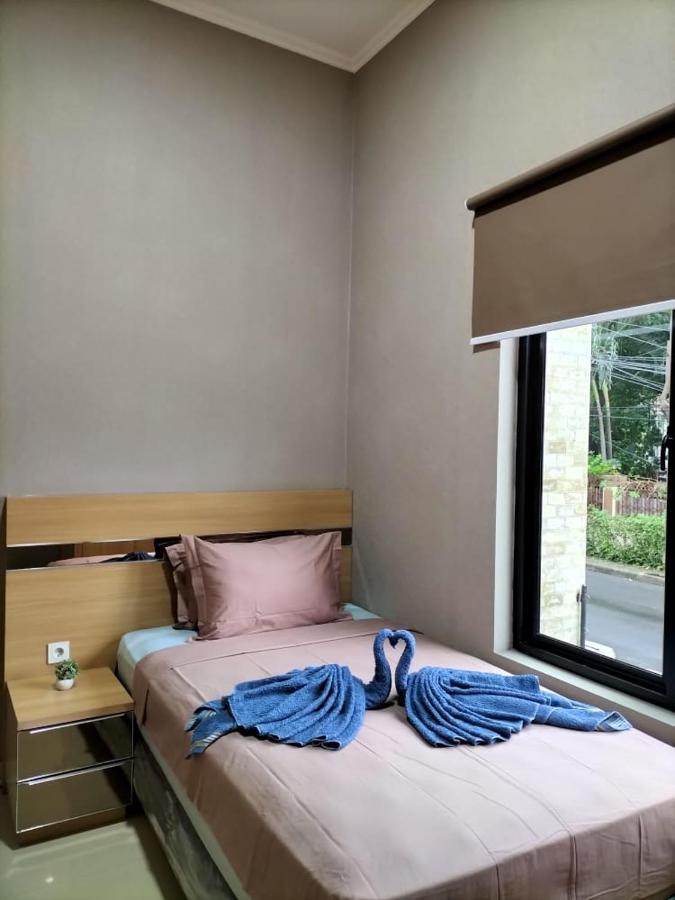 Cozy Residence Tomang Jakarta Eksteriør bilde